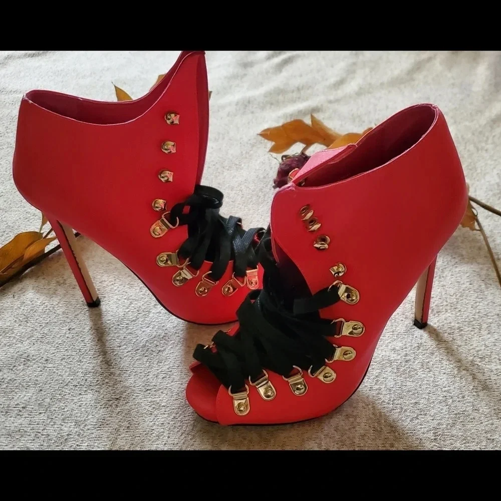 Privileged Demeter Lace Up Pink heels - Picture 8 of 9